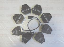 Колодки тормозные передние AUDI (Textar)