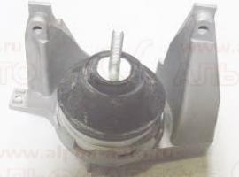 Подушка двигателя R AUDI